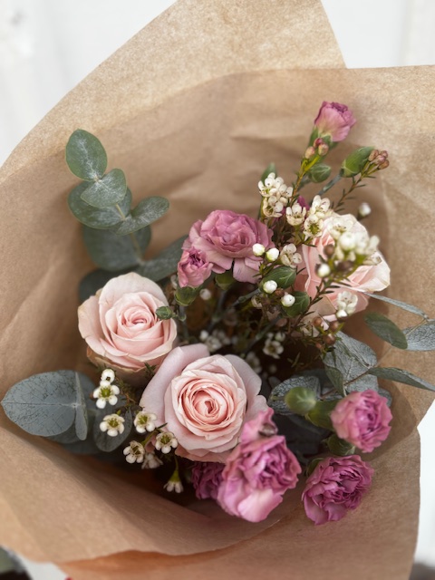 Boka blombud till alla hjärtans dag